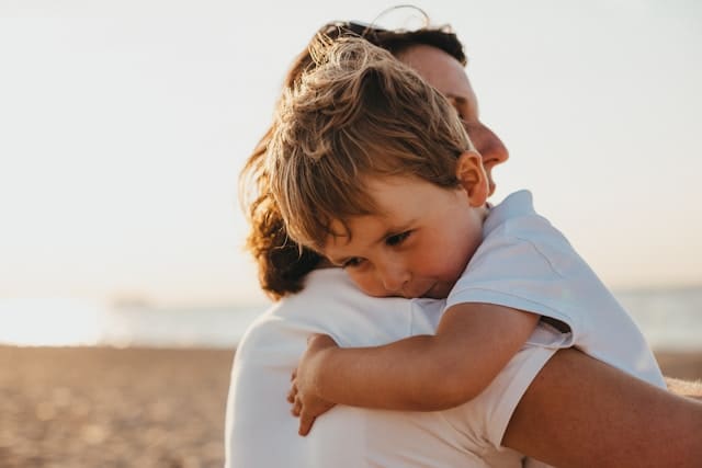 Picture of a parent that is about to go on the adventure of moving with children